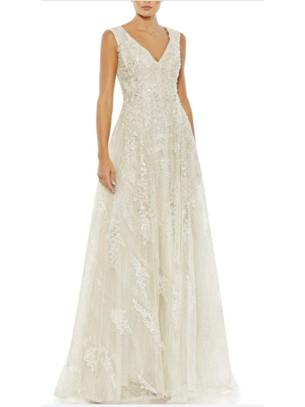 New Mac Duggal Embroidered Sequin Formal Gown Maxi Dress Size 2